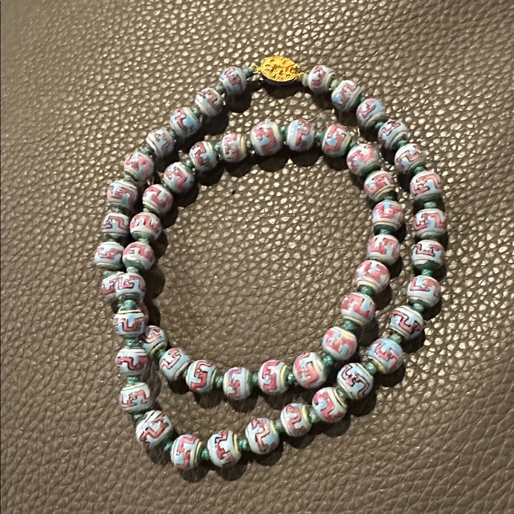 Vintage 23” Porcelain Necklace